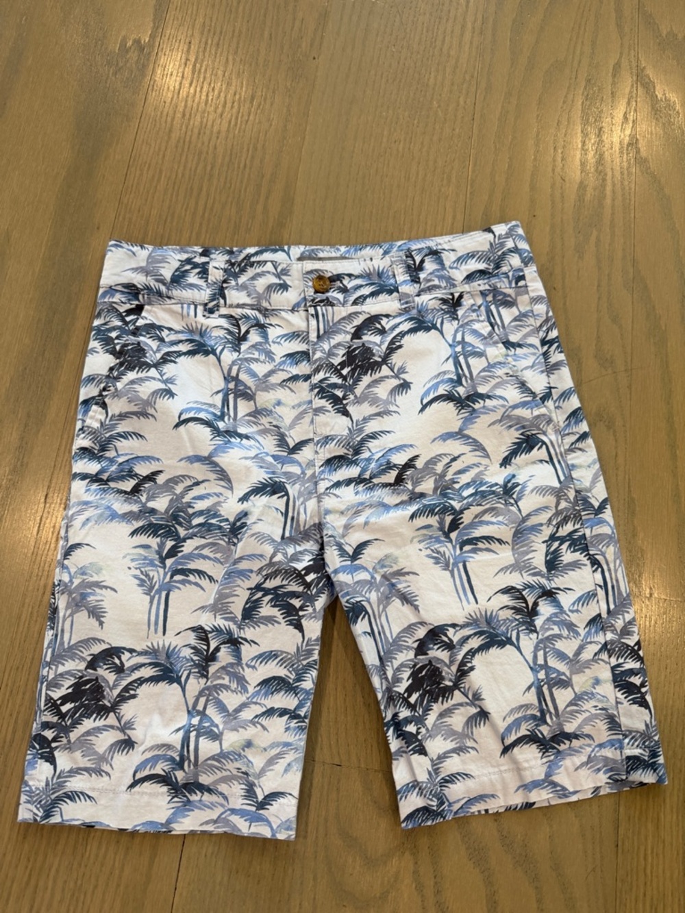 Appaman White Shorts with Blue Palm Print